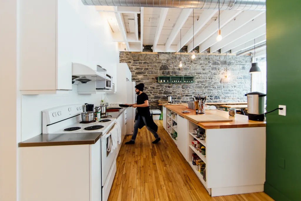 Auberge Alternative du Vieux-Montréal (Hostel) — photo 2