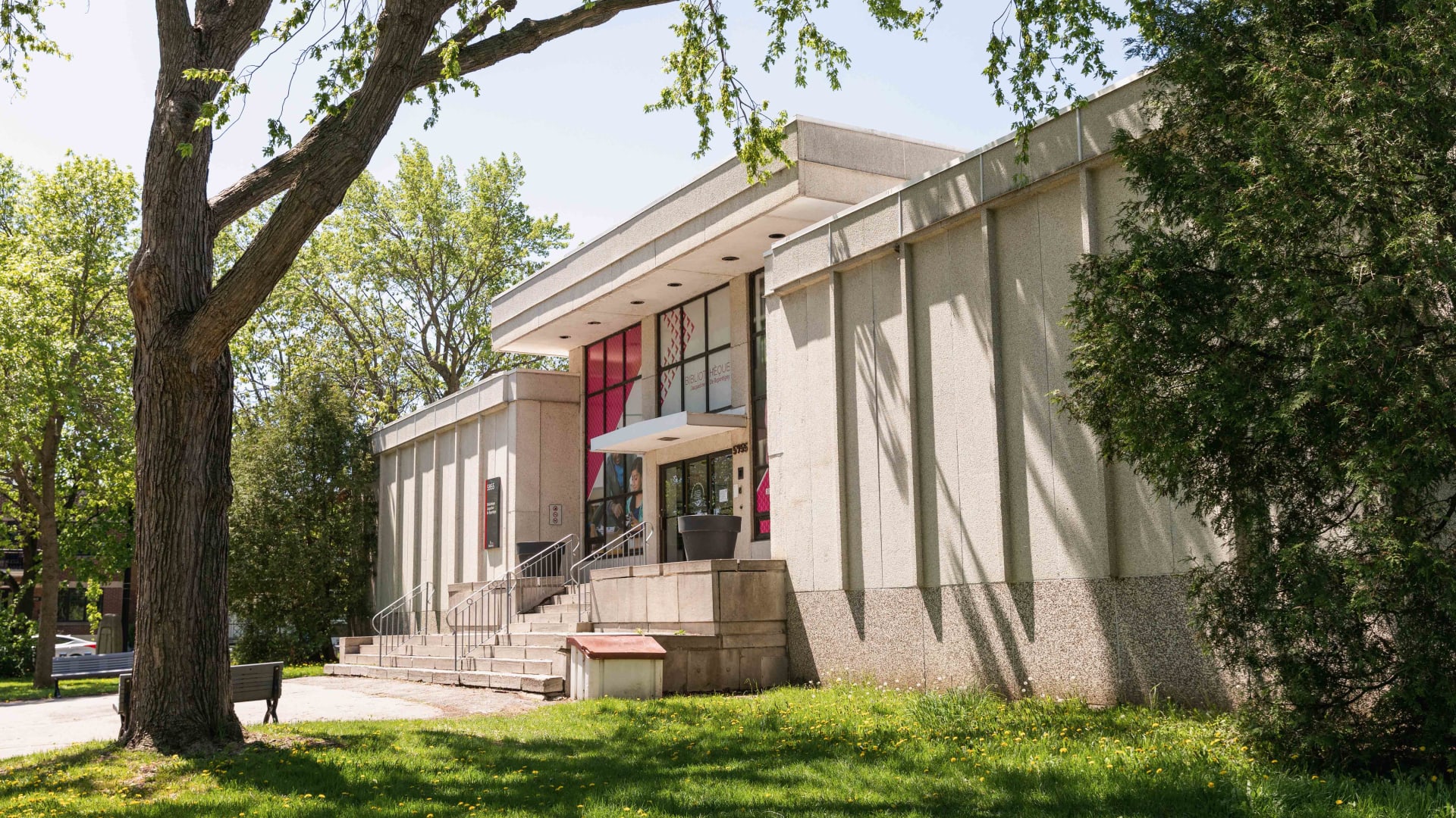 Bibliothèque Jacqueline-De Repentigny — photo 2
