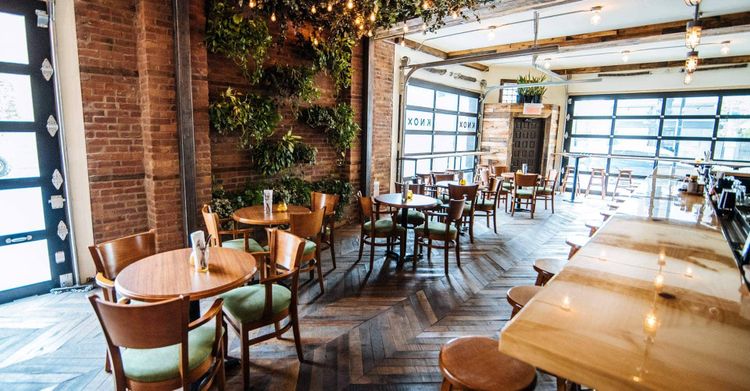 Knox Taverne — photo 1