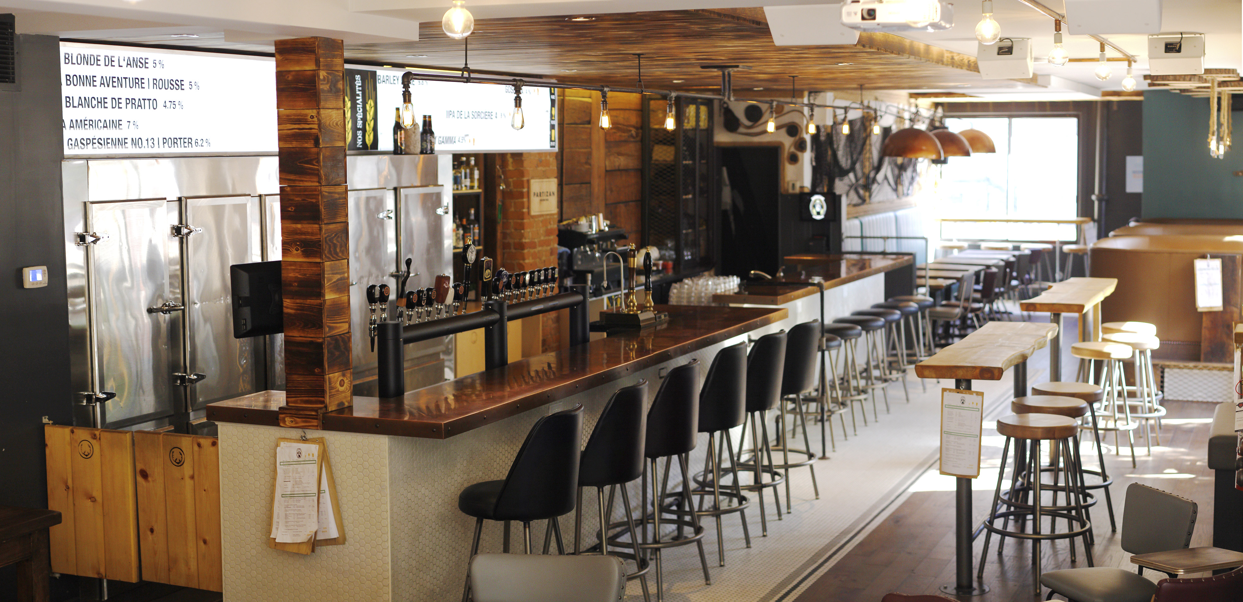 Pub Pit Caribou — photo 1