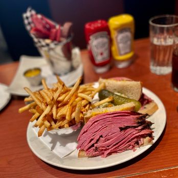 Reuben’s — photo 2